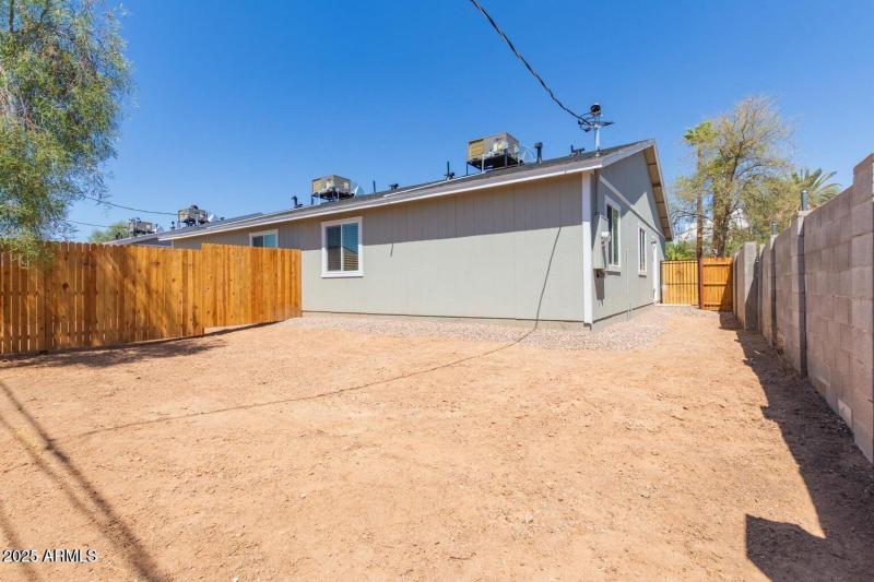 20250804023843697618000000-o