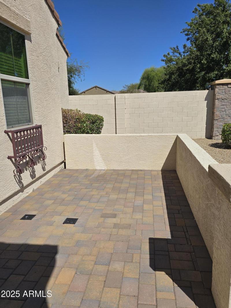 coronado courtyard 3