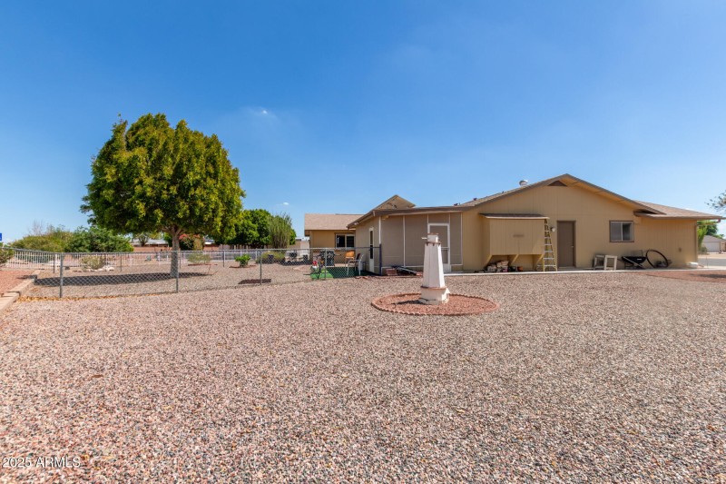 38 - Meadow Park 16849