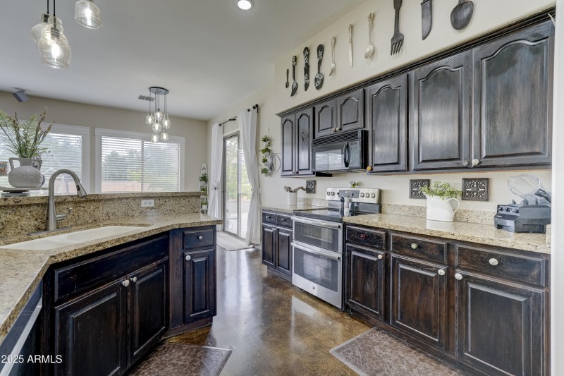Kitchen 3