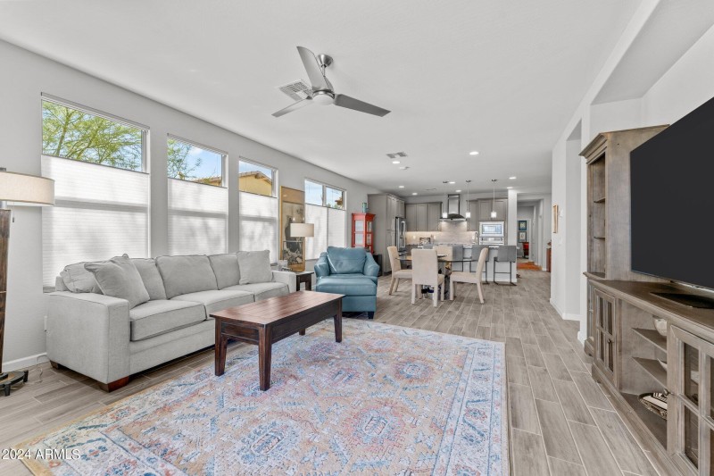 3267 Huckleberry