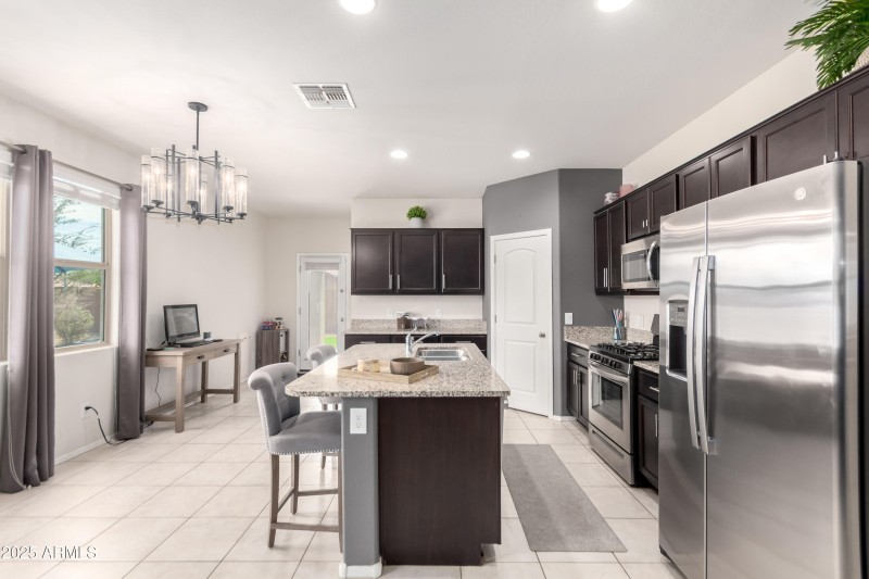 2 KITCHEN