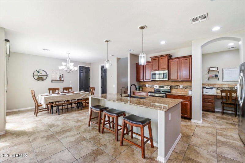 08-Kitchen