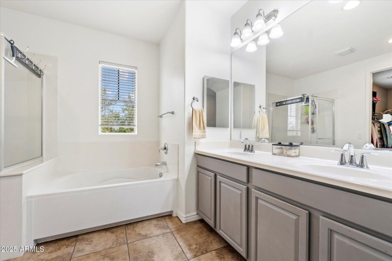 18-Primary Bathroom