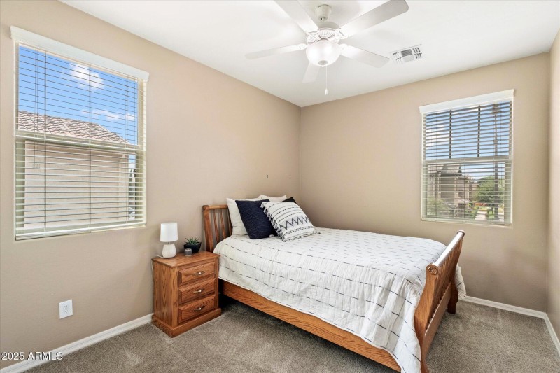 23-Guest Room