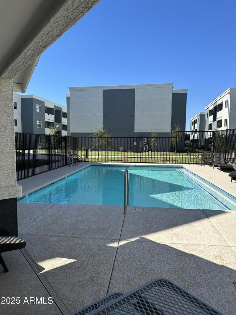 POOL 1