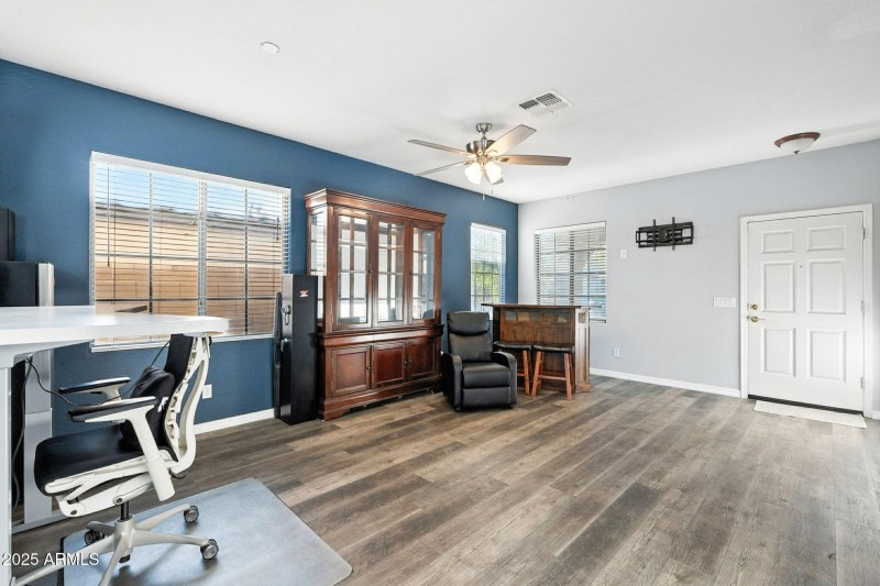 8-web-or-mls-Catherine-8