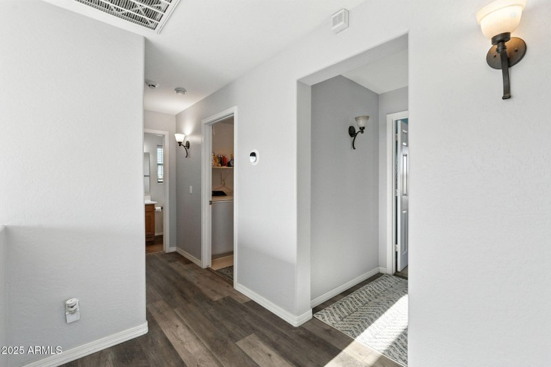 25-web-or-mls-Catherine-25