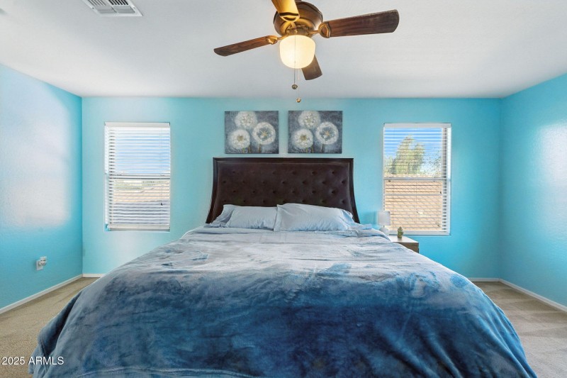 33-web-or-mls-Catherine-33
