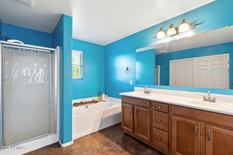 39-web-or-mls-Catherine-39
