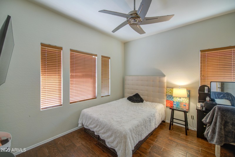 Bedroom 2-pic 1