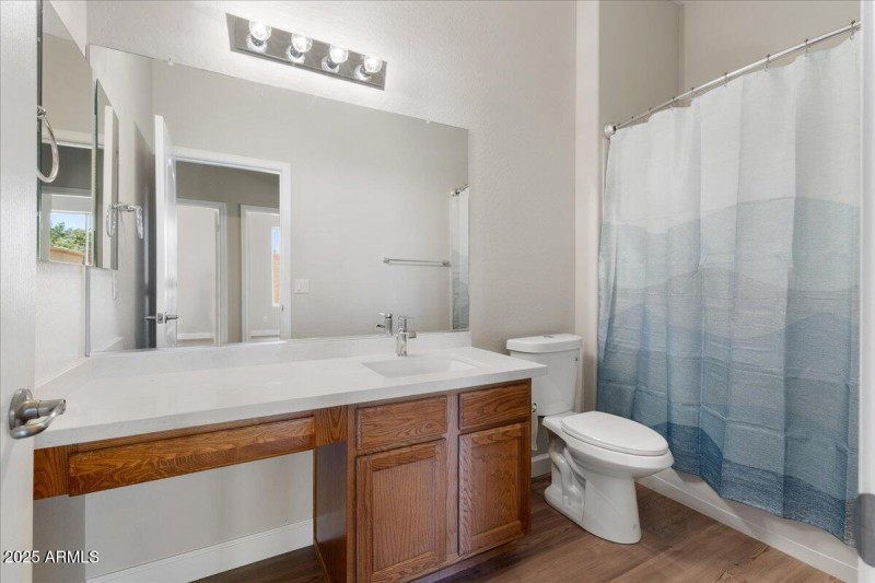 20-Secondary Bathroom