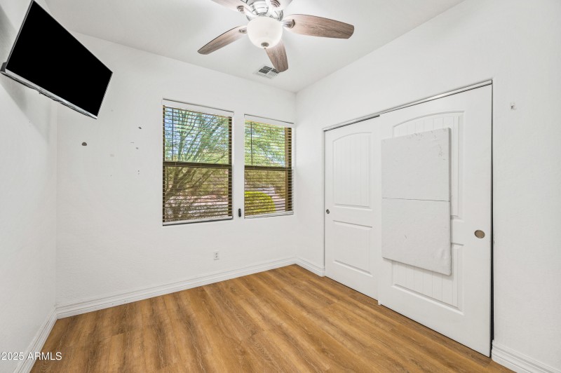 40893 W Bedford Dr v2-1