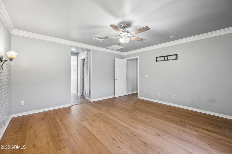 40893 W Bedford Dr v2-3