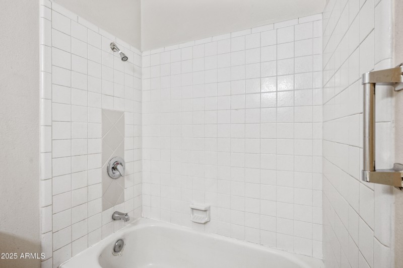 secondary bath