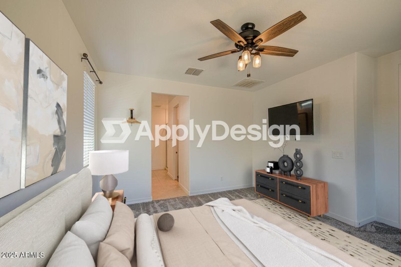 with_watermarks_ea4bfcfc-2b77-40c2-bd43-