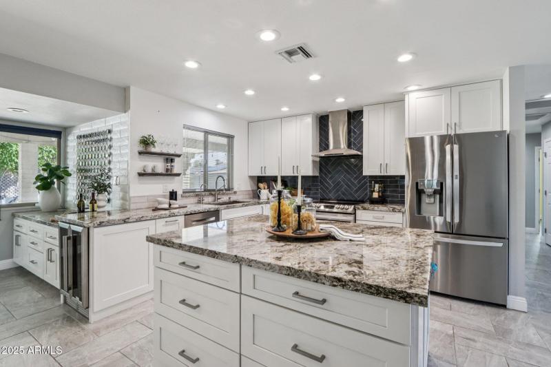 Entertainers Dream Kitchen!