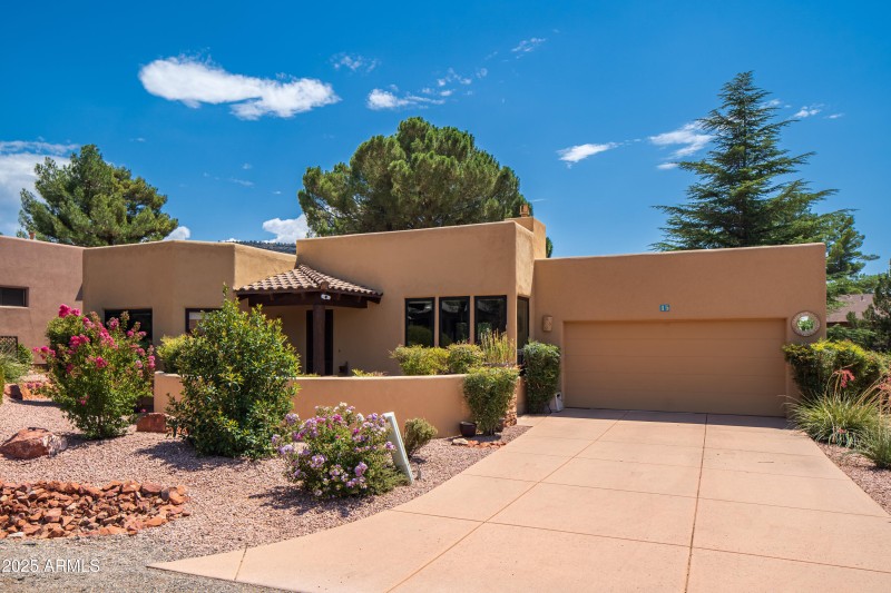 15 Spur Ct