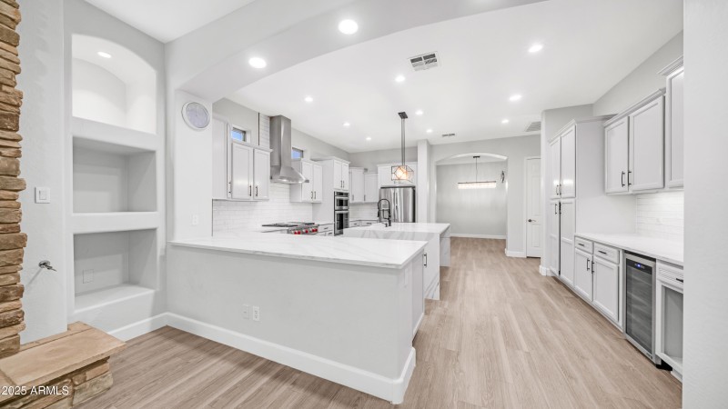 15727 W Sheridan St (8)