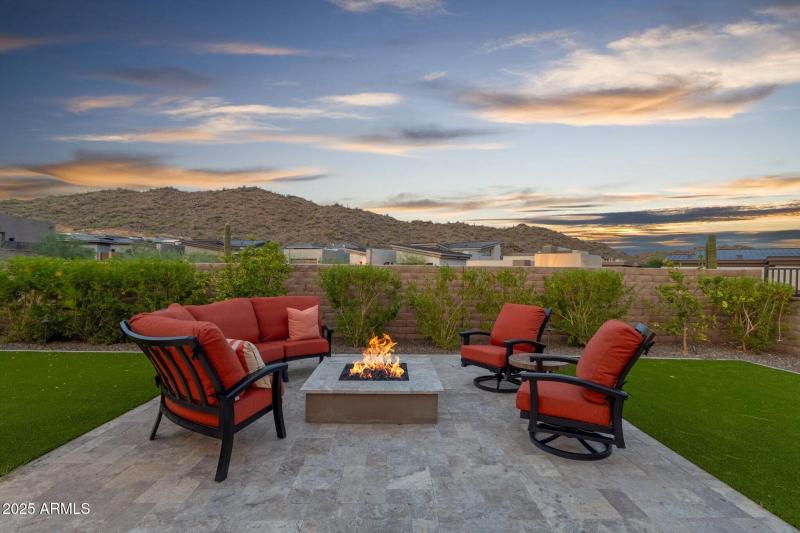 054_Fire Pit Patio II