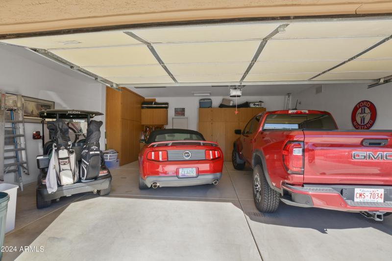 2.5 car garage