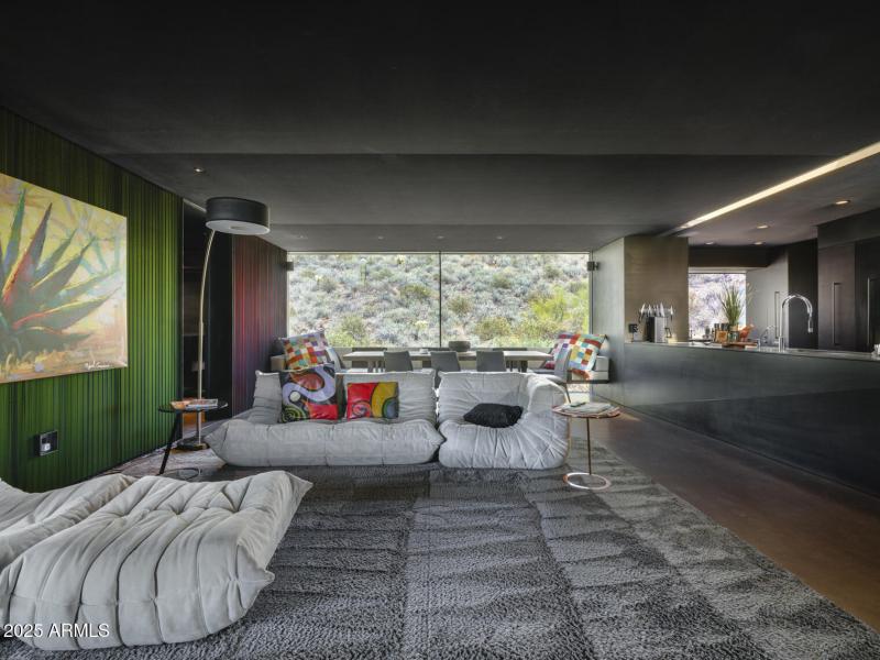 Hidden Valley Desert House