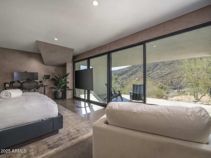 Hidden Valley Desert House