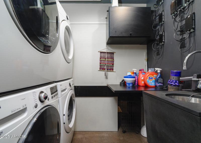 Hidden Valley Desert House