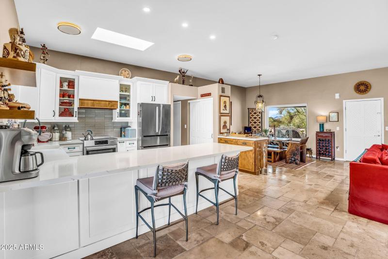 Kitchen & Dining Room