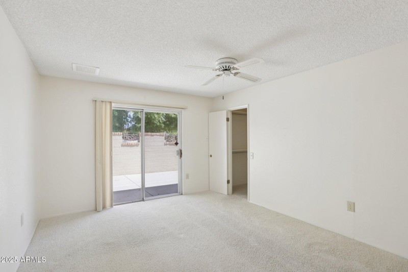 12-web-or-mls-W Desert Glen Dr-S3008-012