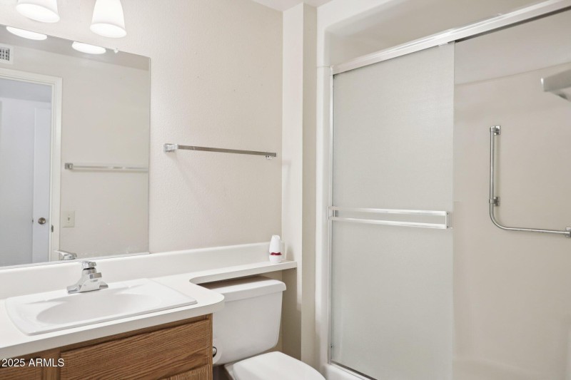 16-web-or-mls-W Desert Glen Dr-S3008-016