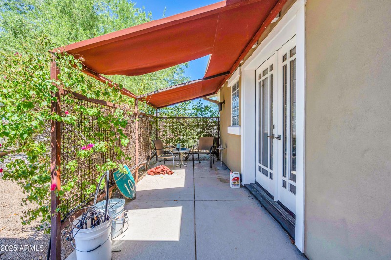 5926 E Vernon Ave-54