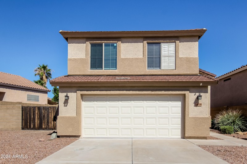 001-photo-front-view-7602738