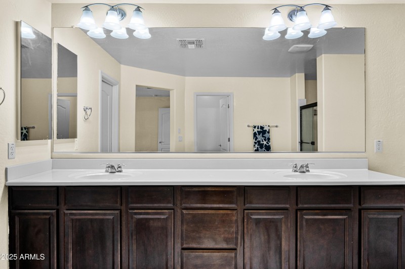 Dual Sinks