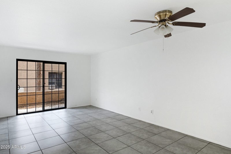 3131 W Cochise Dr unit 123-7