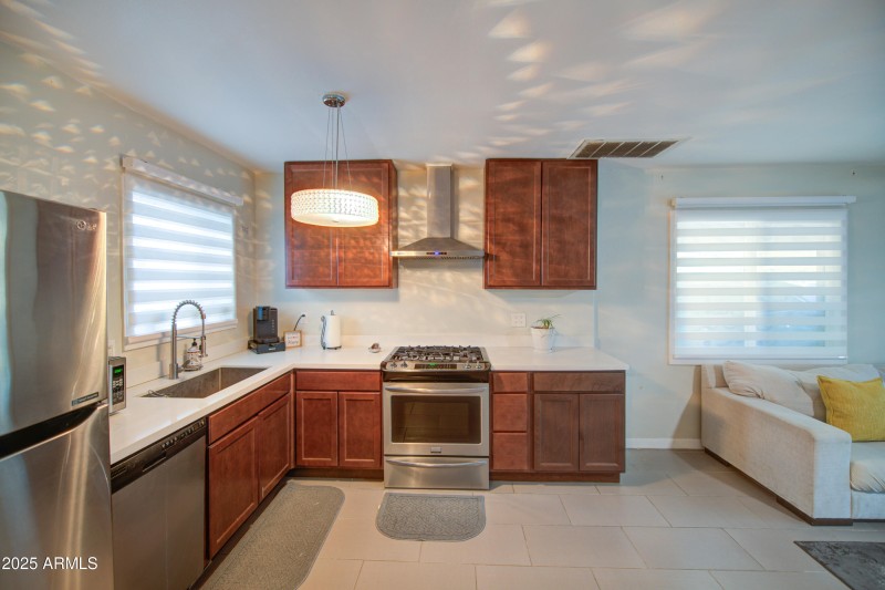 Kitchen 2