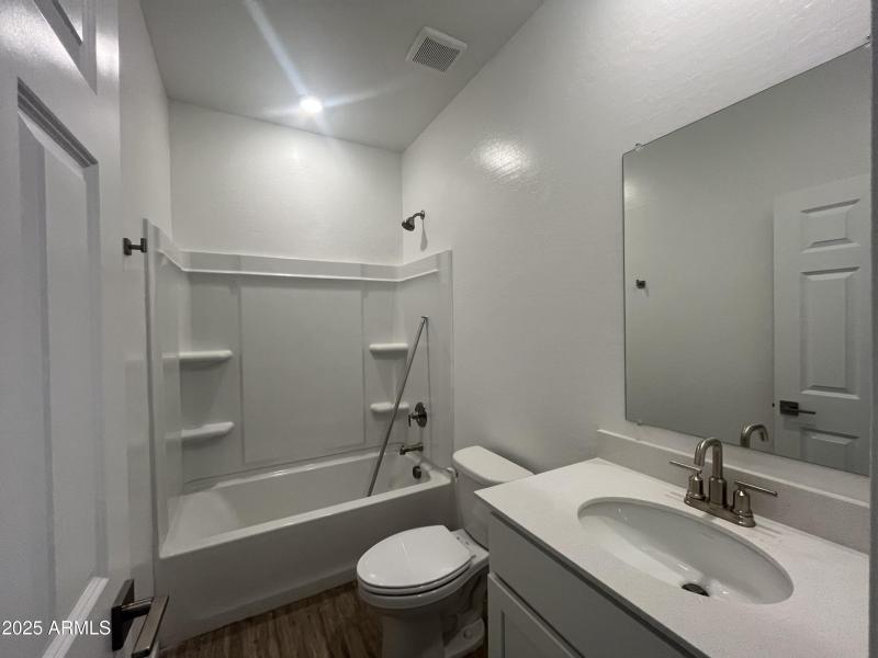 10 - Bath 2