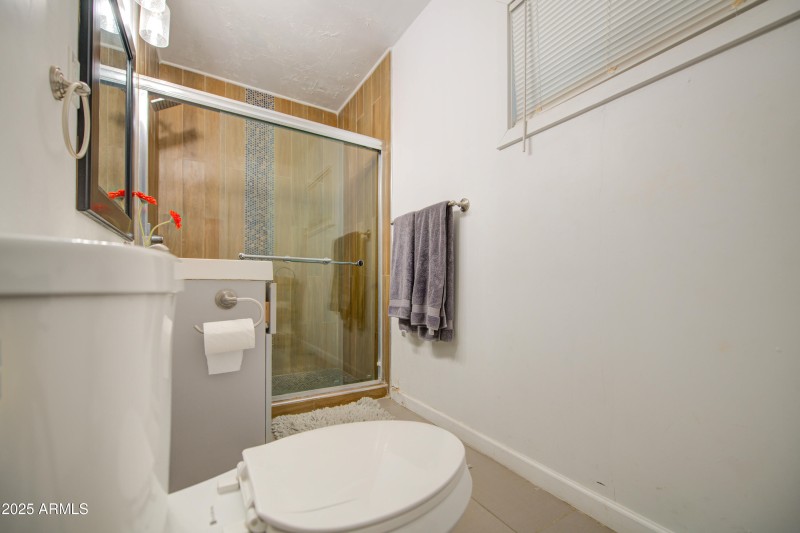 Bath Room Pic-1