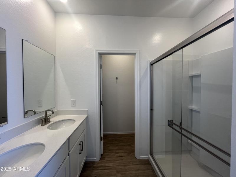 17 - Primary Bath