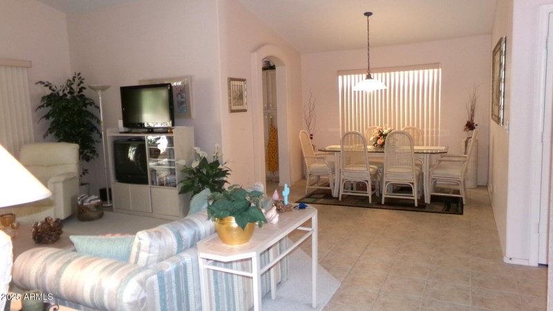 Living dining