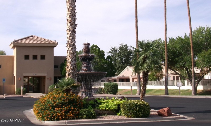 Zuni Fountain 1