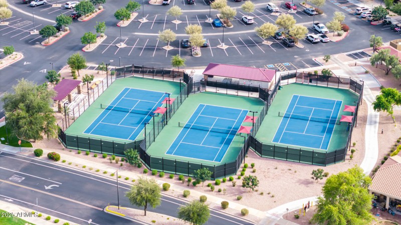 Tennis