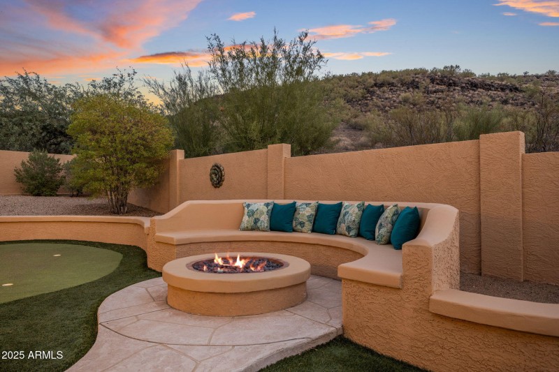 Fire pit