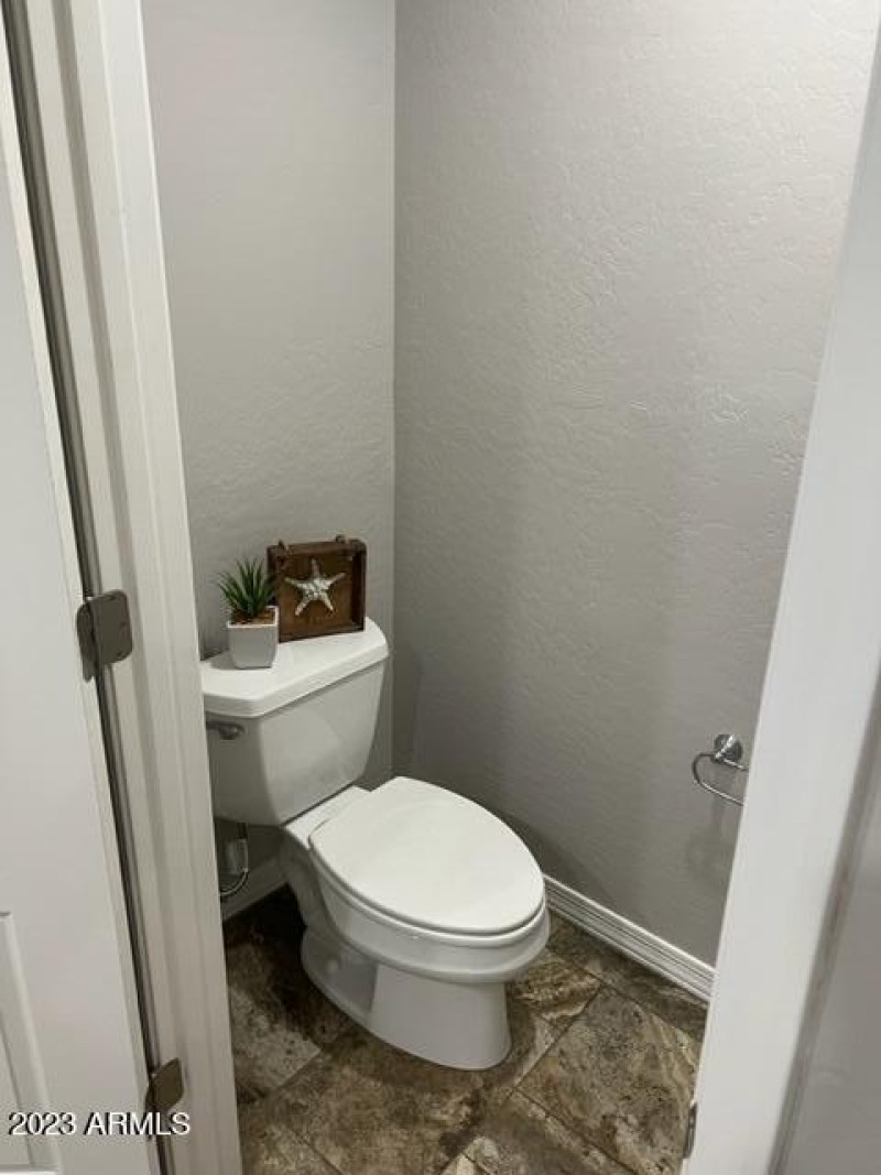 Private toilet room
