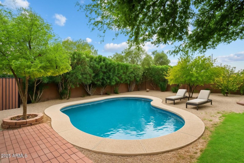 Virtually Staged Pool