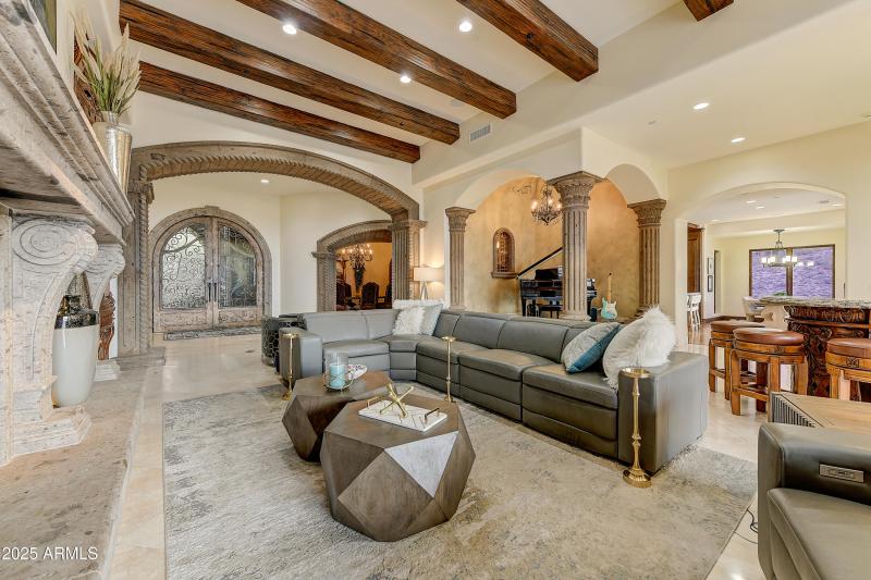 Elegant Gathering Room Design