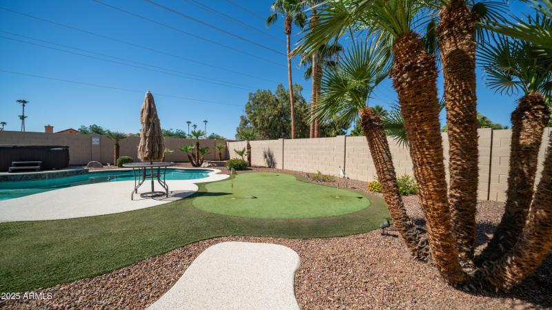 10641 E Coopers Hawk Dr Exterior Photos-