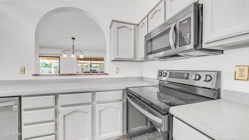 10641 E Coopers Hawk Dr (10)
