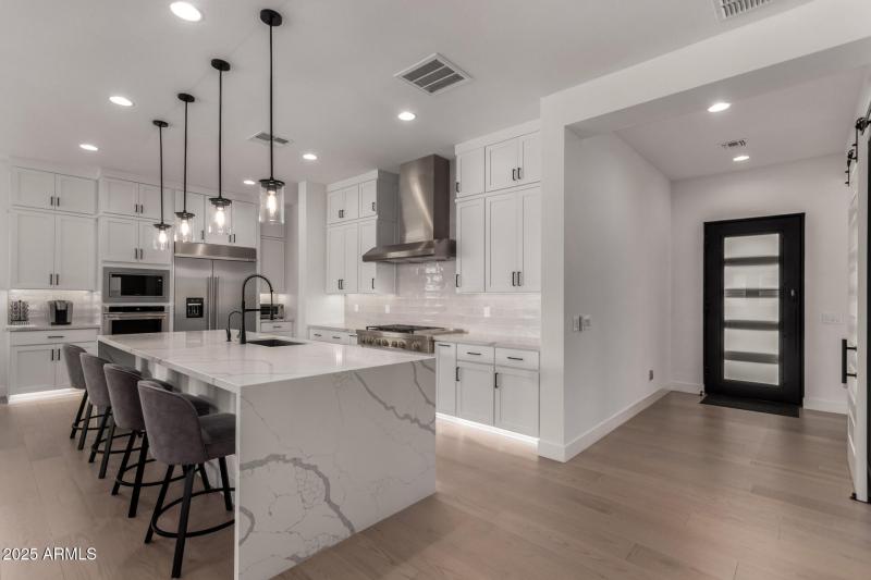 Chef’s Gourmet Kitchen