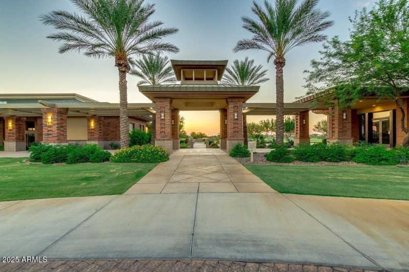 Golf Club Entrance